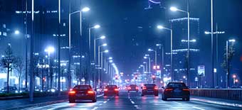 Wendit Solar Street Light Division: Solar street lighting on a busy road in Mauritania